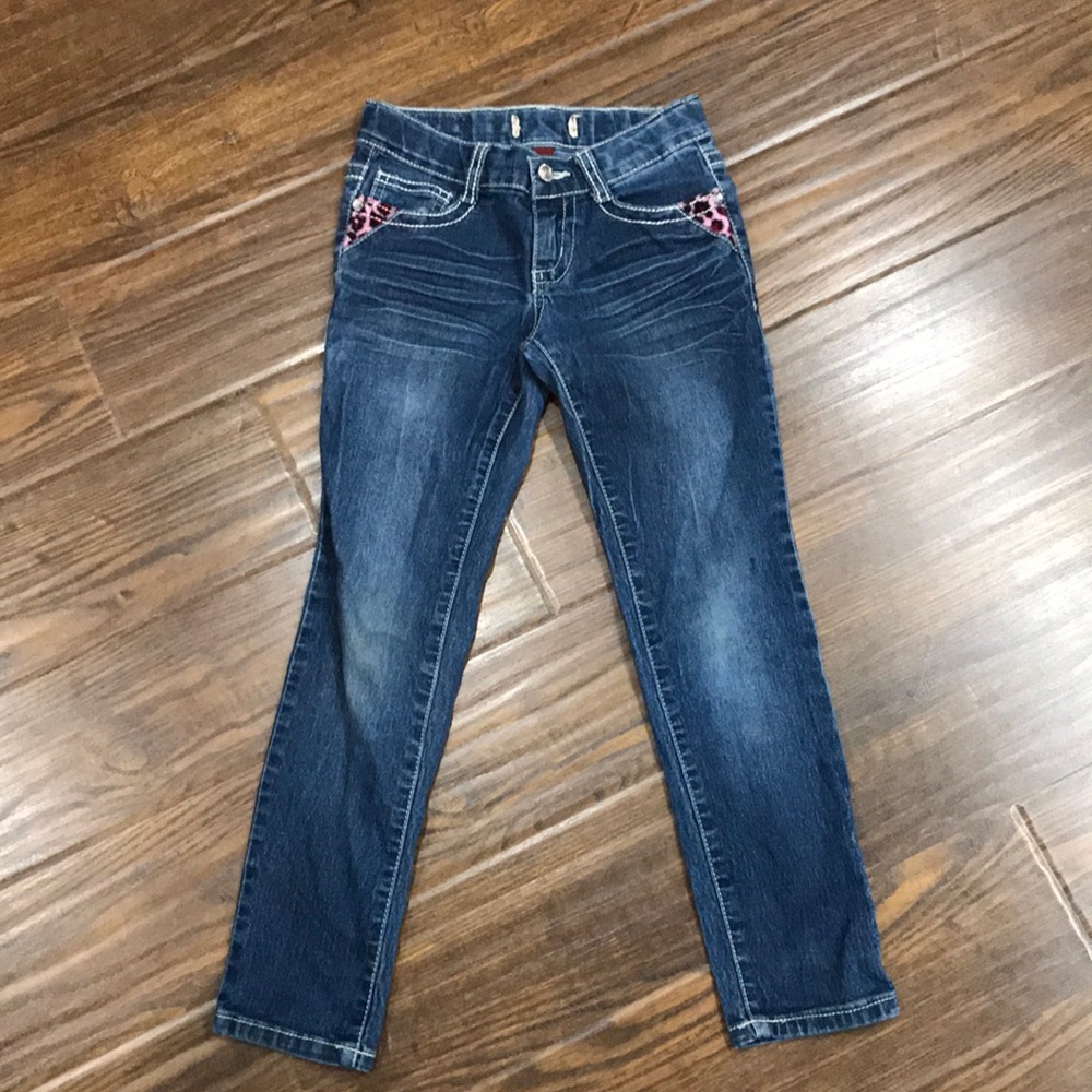 Girl’s Jeans No Brand Label in the waist